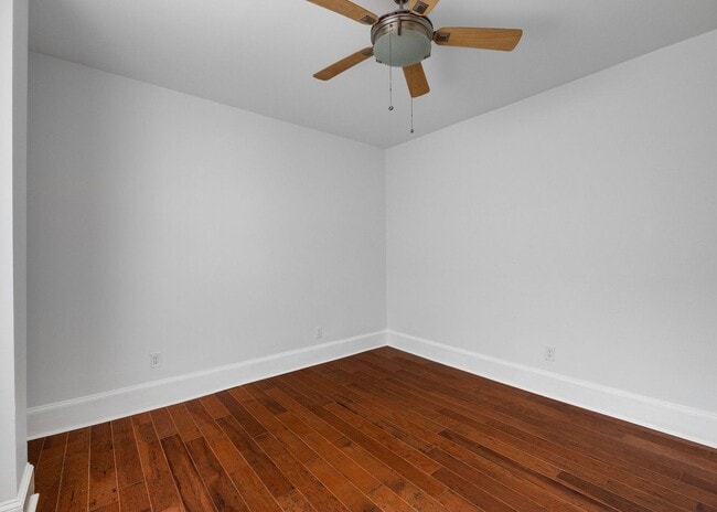 Building Photo - 129 Bainbridge St