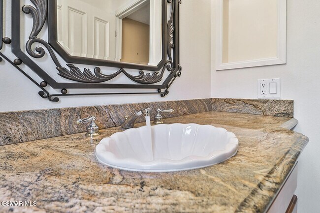 Building Photo - 2367 Silver Spring Dr