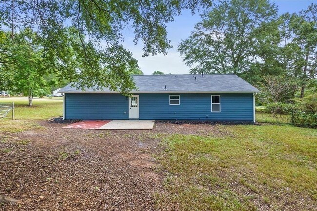 Building Photo - 415 Manor Estates Dr
