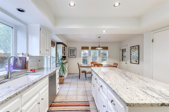 Building Photo - 11418 Pradera Dr