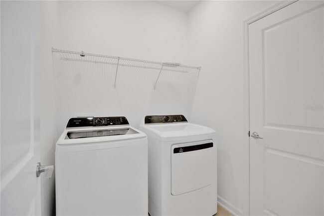 Building Photo - 714 Squire Ave