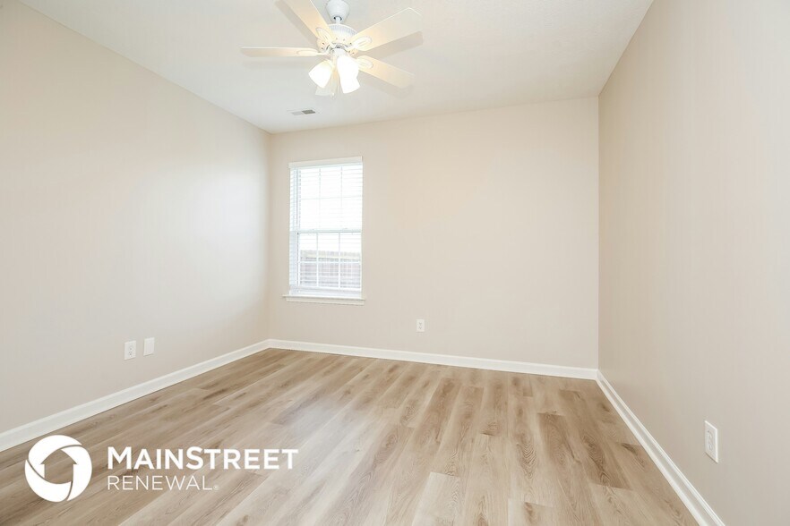 Building Photo - 921 Sky Valley Trail