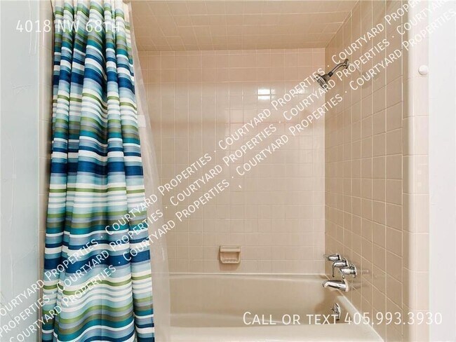 Building Photo - 4018 NW 68th-