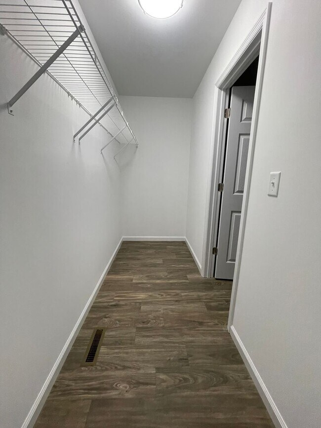 Building Photo - BRAND NEW!! 3 Bed 2.5 Bath house JUST BUILT for rent in Winfield, MO!