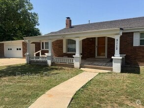 Building Photo - 5112 Arden Rd