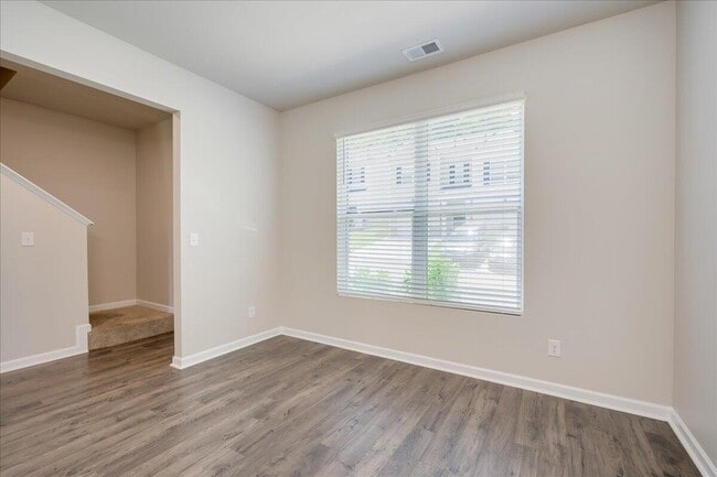 Building Photo - 2177 River Park Ct