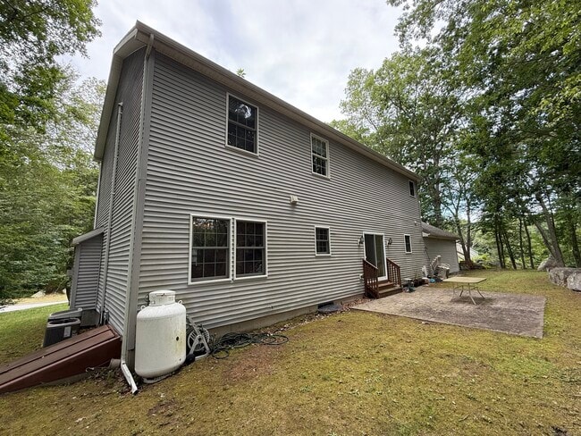 Building Photo - 4 Kerrie Ct