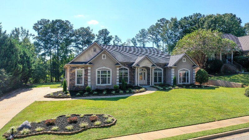Building Photo - 2025 Keystone Dr