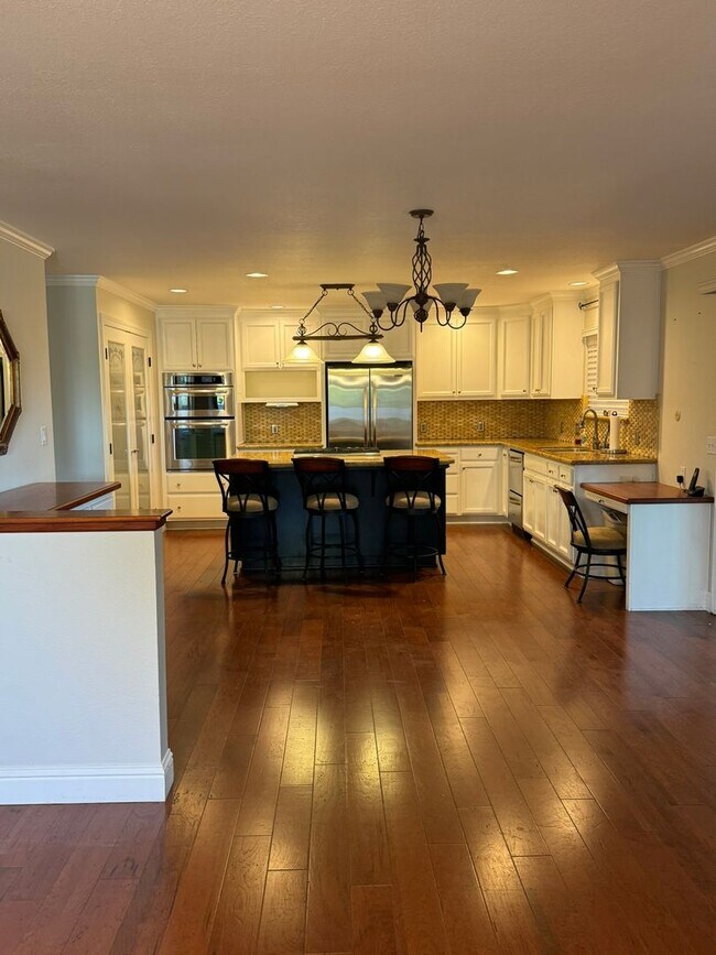 Building Photo - Beautiful Lake View Home for Rent in Lake of the Pines 3 Bed | 2 Bath | 1,775 Sq Ft