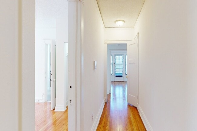 Floorplan - 5452 S. Ellis Avenue