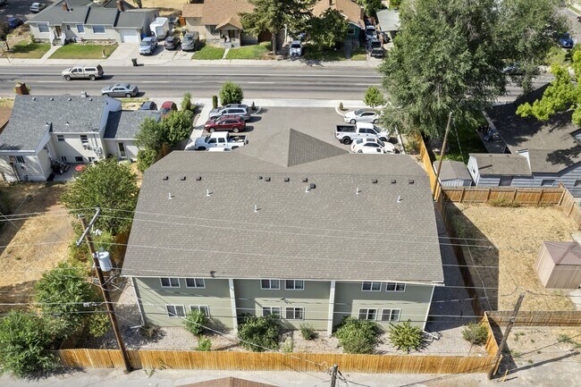 Building Photo - 1430 S 4th Ave
