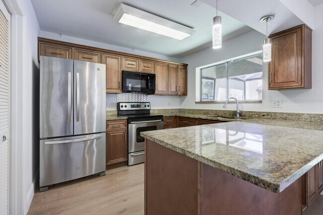 Building Photo - 5280 Bosque Ln