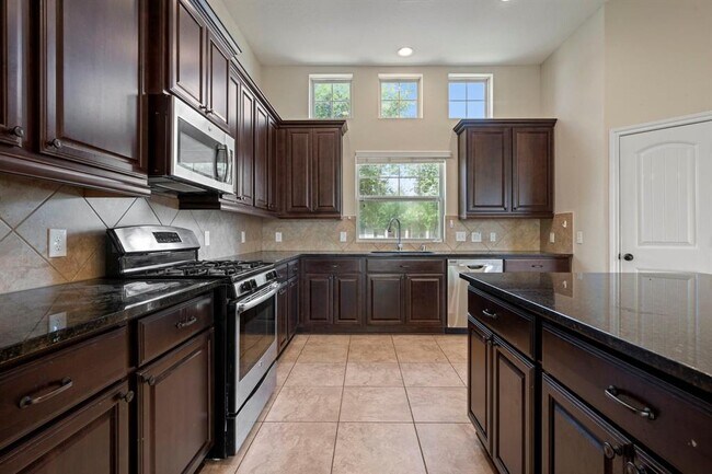 Building Photo - 22407 Emerald Point Ln