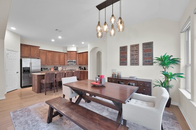 Building Photo - 66 N Whistling Swan Pl