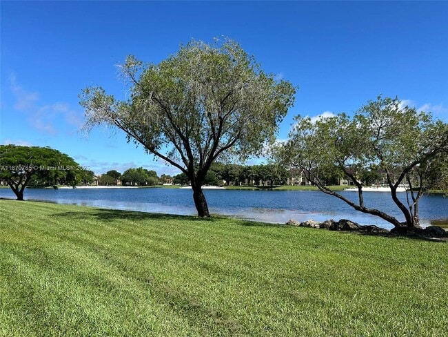 Building Photo - 11047 SW 154th Ct