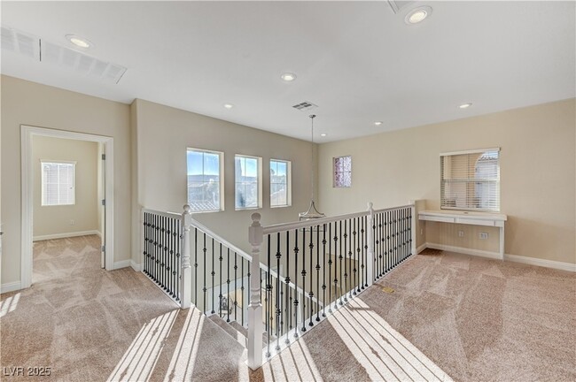 Building Photo - 536 Puenta Del Rey St