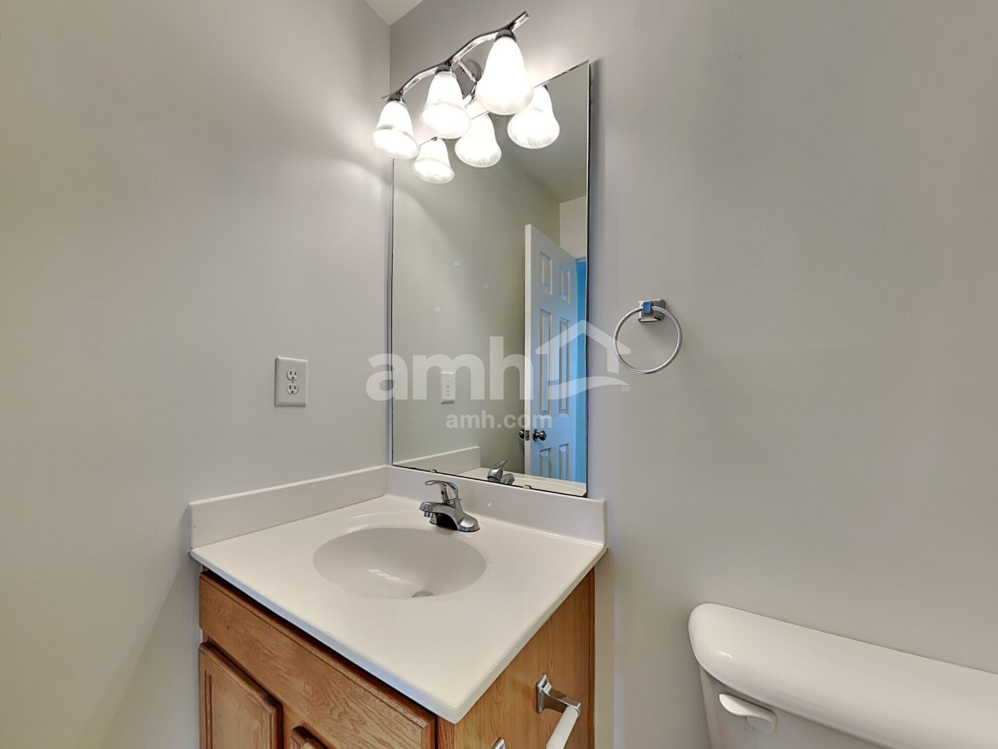Building Photo - 5622 Falls Ridge Ln