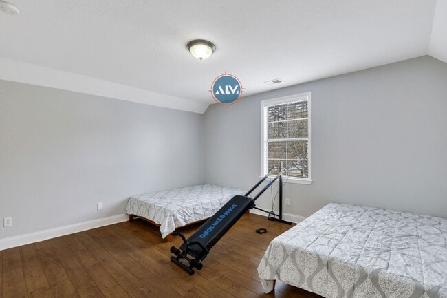 Building Photo - Stunning 3-Bedroom Home in University Park – Move-In Ready!