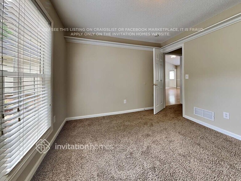 Building Photo - 606 Summerfield Ct