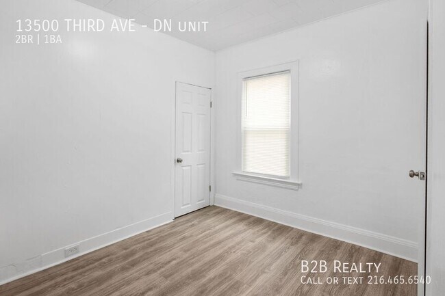 Building Photo - 13500 THIRD AVE-DN unit
