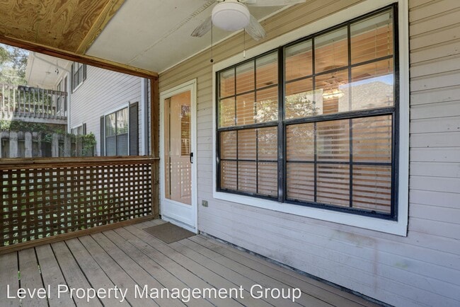 Building Photo - 2 br, 2 bath House - 320 Volanta Ave. D-2