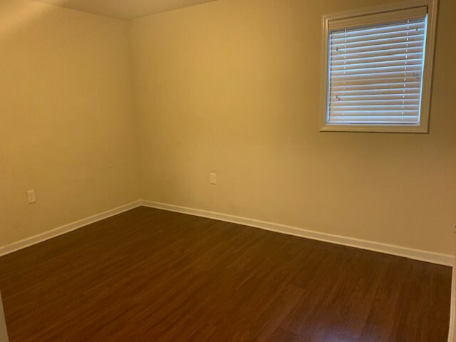 Building Photo - 347 Family Lodge Dr