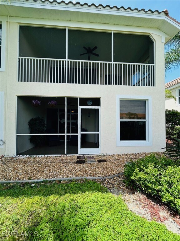 Building Photo - 1280 Henley St