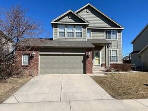 Building Photo - Beautiful Home in Windsor!