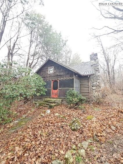 Primary Photo - 10884 NC-105