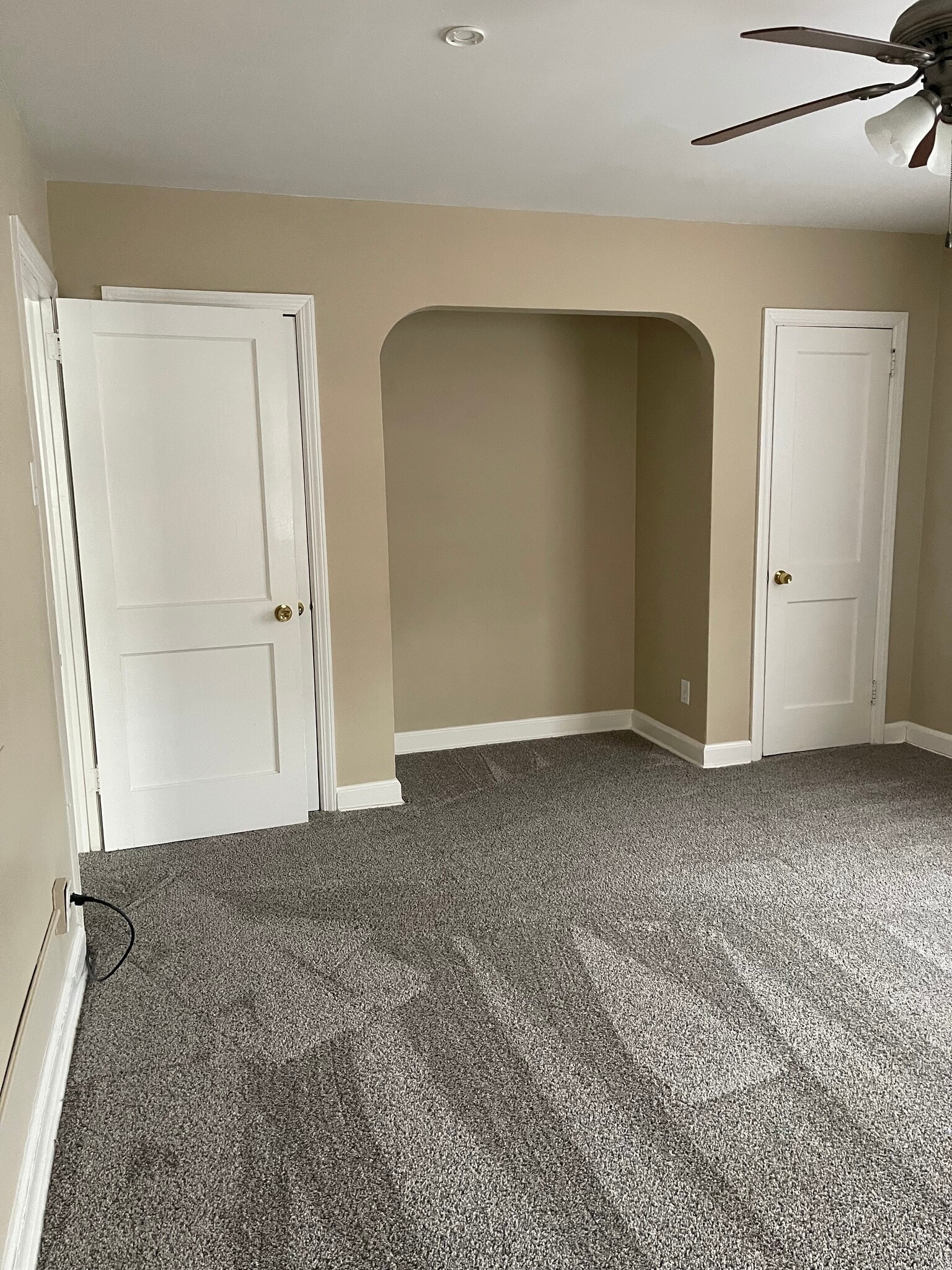 Building Photo - 924 Fox Chase Rd