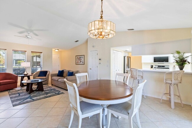 Building Photo - "Fully Furnished 3-Bedroom, pool home in Rotonda West!"