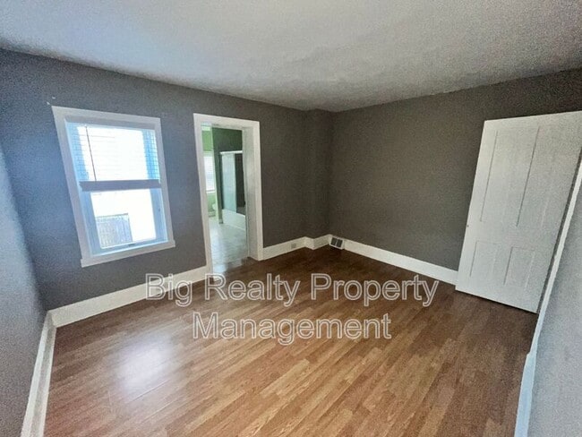 Building Photo - 433 Beaver St