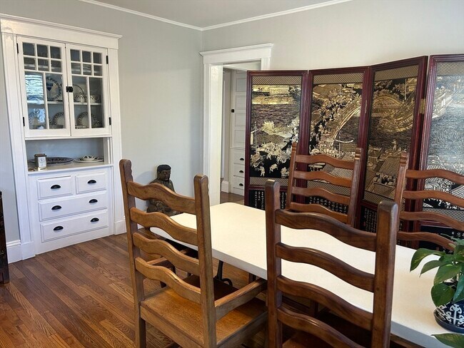 Building Photo - 278 Cabot St