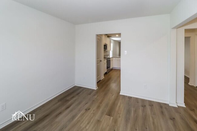 Building Photo - Coming Soon!