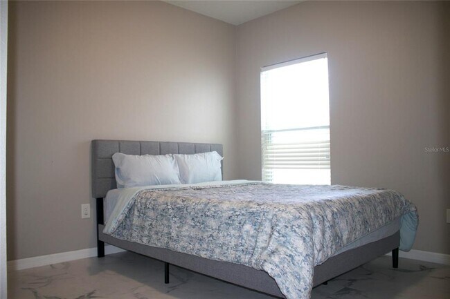 Building Photo - 12107 Barnsley Reserve Pl