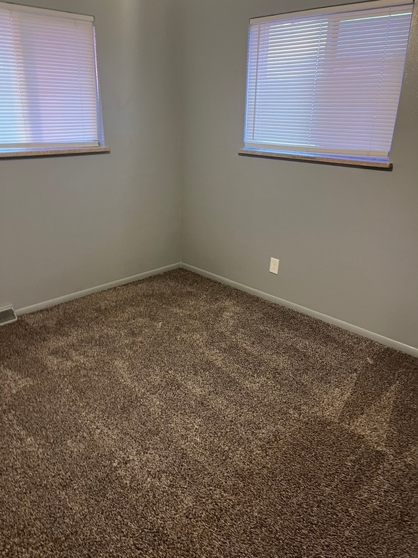 Building Photo - 4710 S Lincoln St