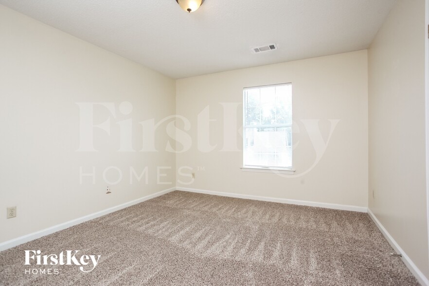 Building Photo - 1579 Belle Trees Dr