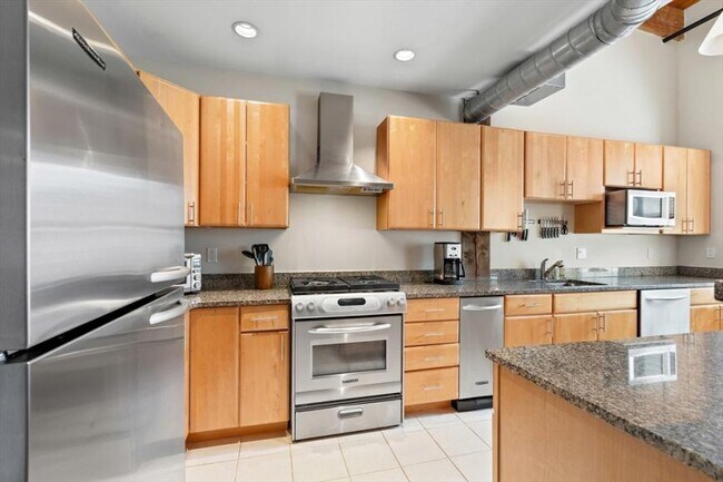 Building Photo - 1 bedroom in Andover MA 01810
