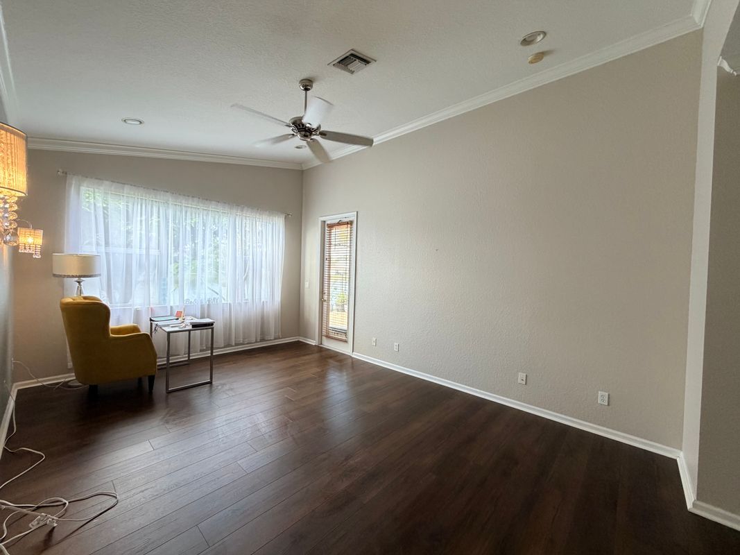 Building Photo - 2165 Newport Isles Blvd