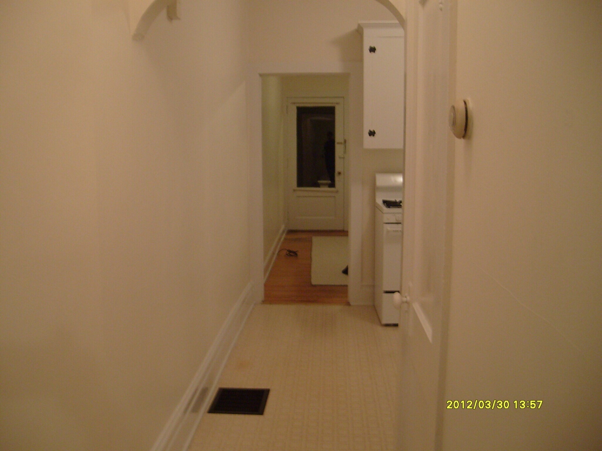 Building Photo - 817 Hummel Ave