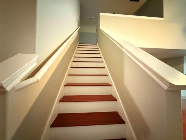 Building Photo - 10155 Summit Run Dr