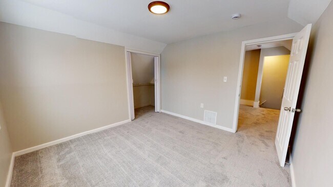 Building Photo - 3794 W 31st St