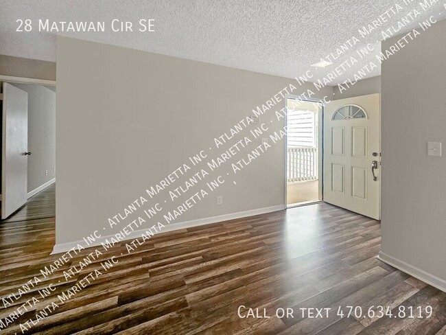 Building Photo - Stylish 2-Bedroom, 2-Bath End-Unit Condo i...