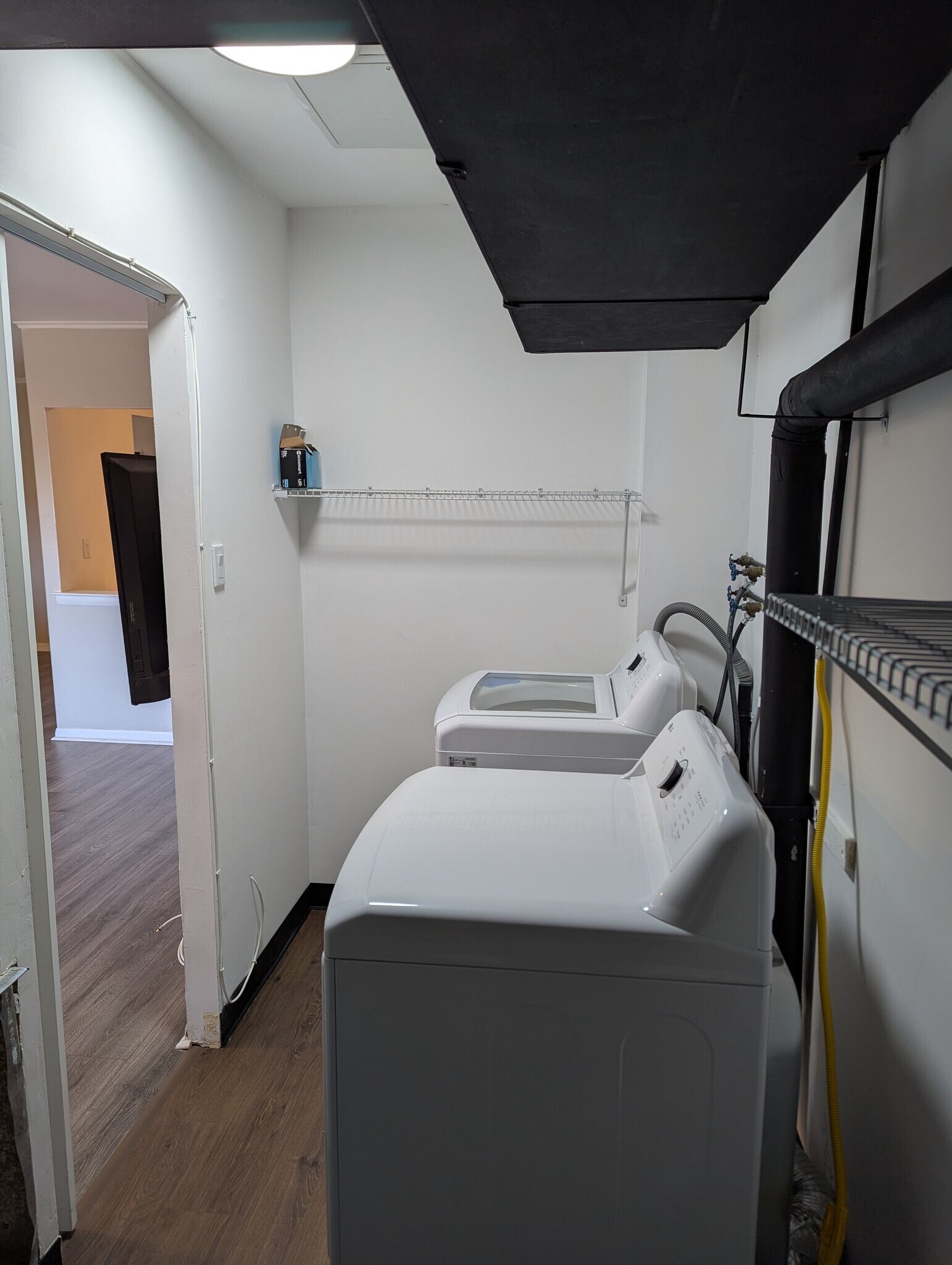 Building Photo - 47301 Delaire Landing Rd