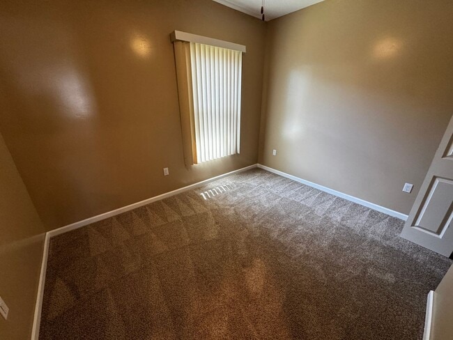 Building Photo - 5 Bedroom Home in El Cajon