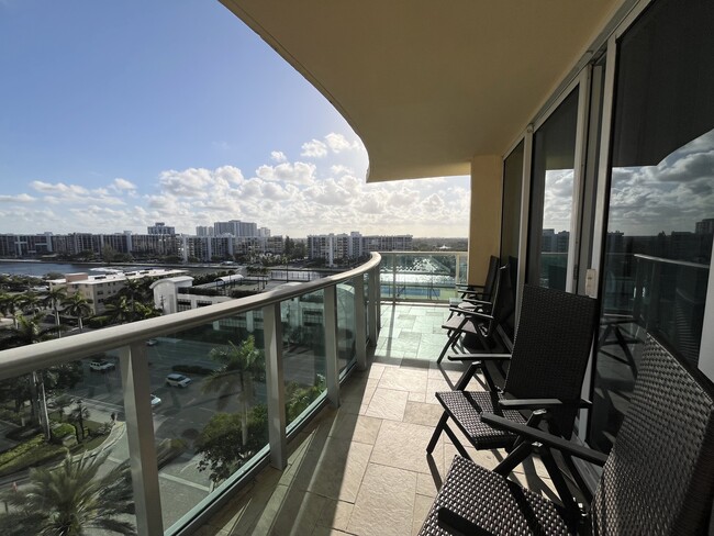 Building Photo - 2501 S Ocean Dr