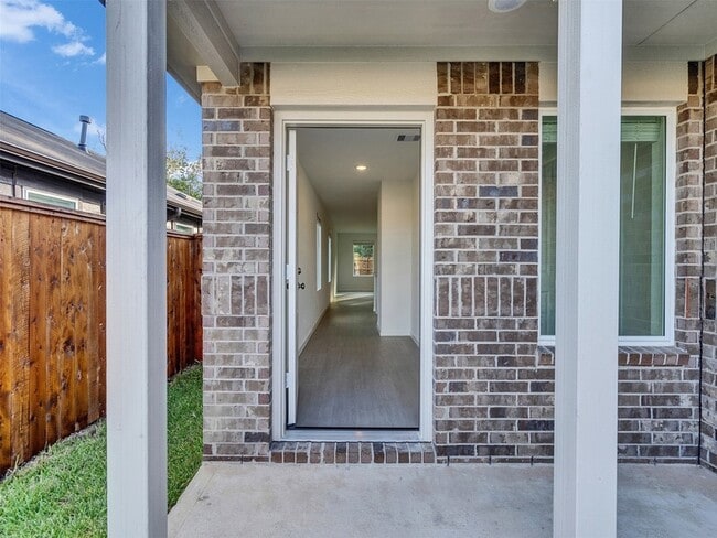 Building Photo - 17974 Valle Cupa Ln