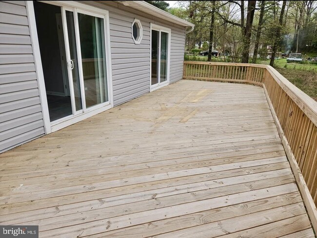 Building Photo - 97 Woodbine Dr