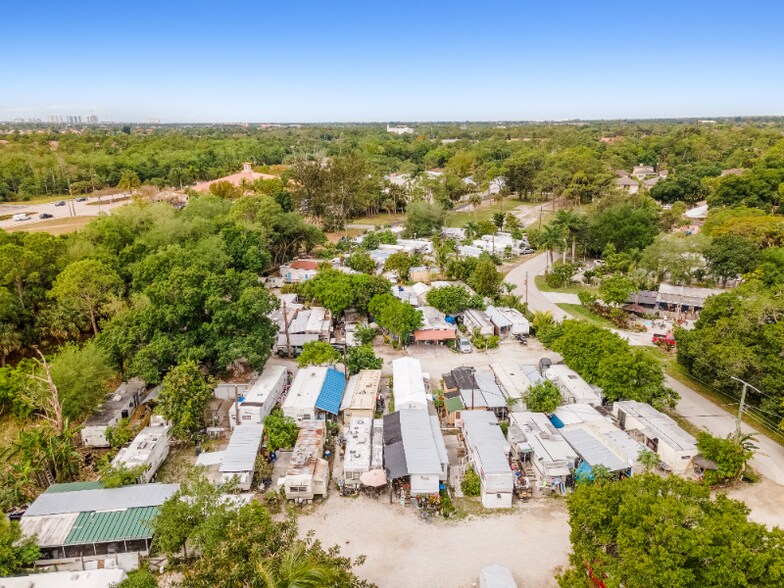 Building Photo - 27881 New York St