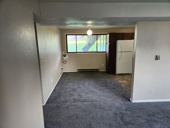 Building Photo - 1022 Higby Dr